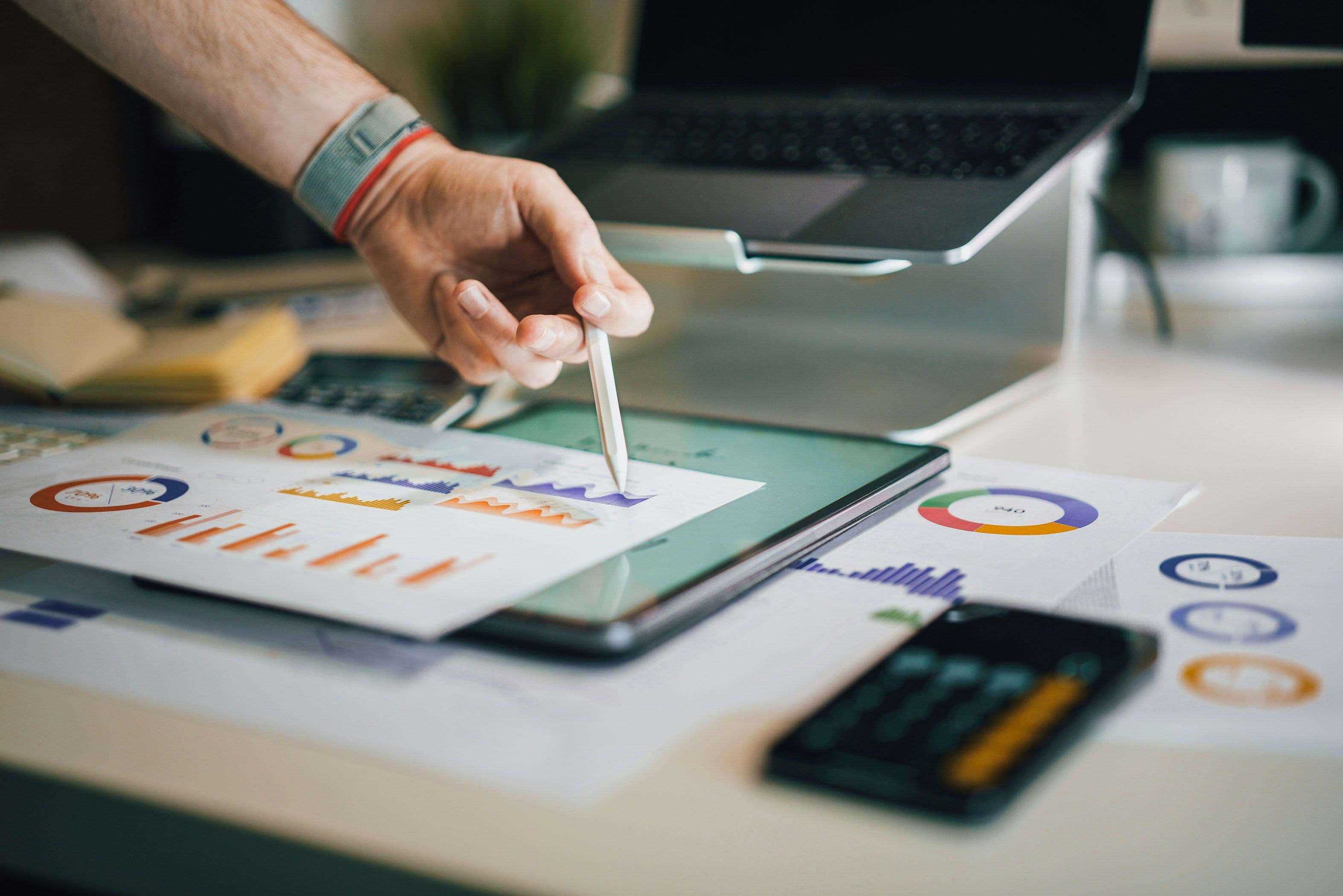 Setting up a looker studio report to track metrics